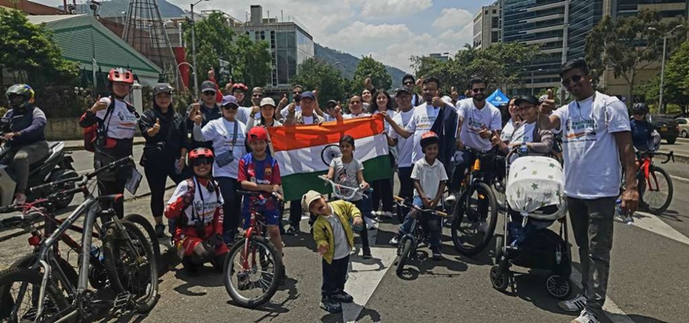 The Mission, organized a bicycle ride in ciclovía, led by Ambassador Vanlalhuma. Which created awareness about cleanliness under the framework of the “Swachhata Hi Seva 2024